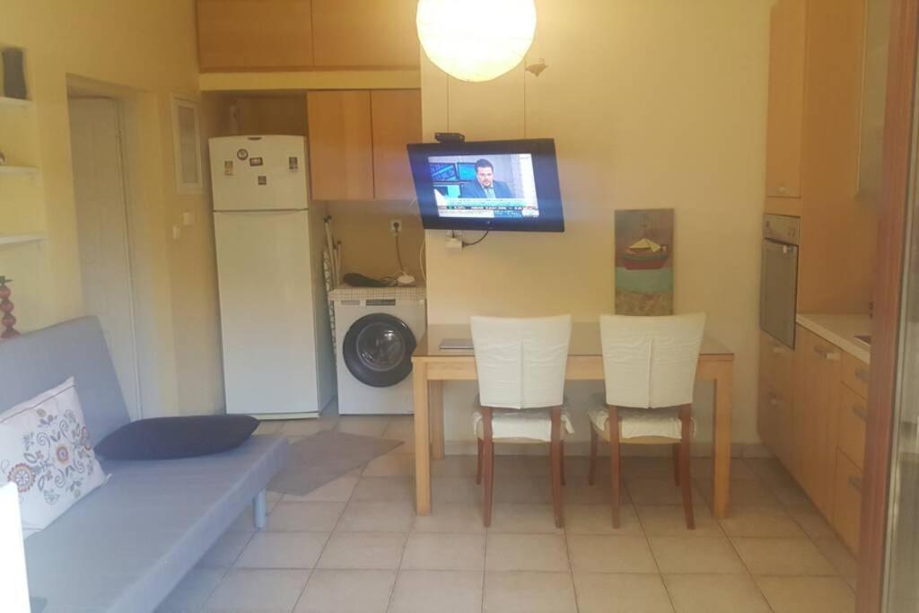 Quite House With Garden And Barbecue Apartment Athens Exterior photo